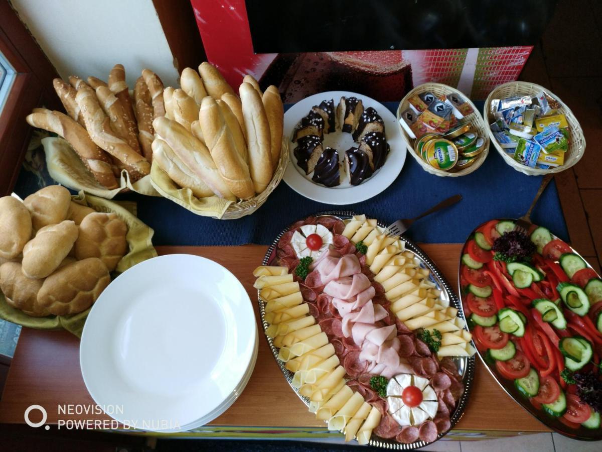 A Restaurace Simanda Guest house 3*