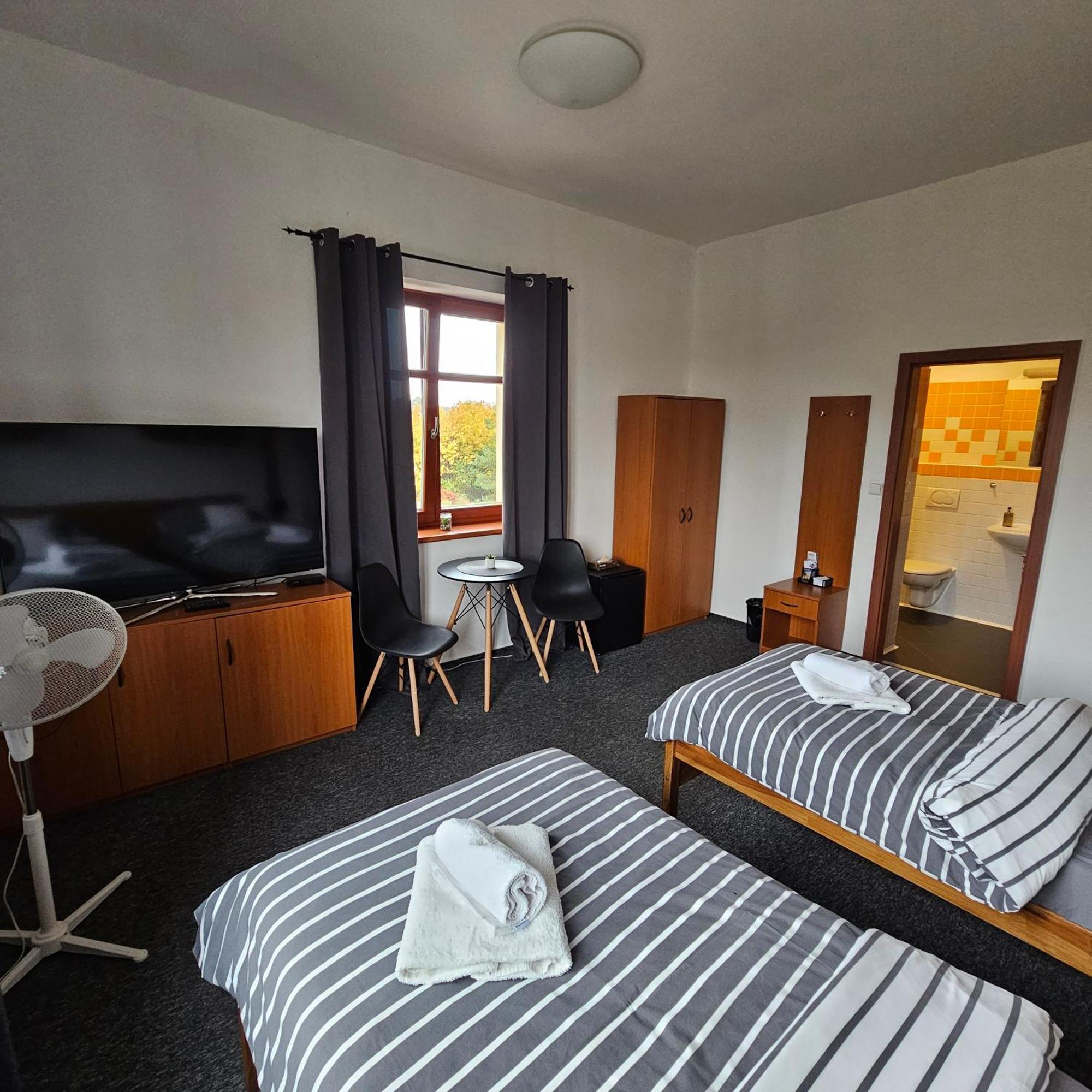 A Restaurace Simanda Guest house 3*